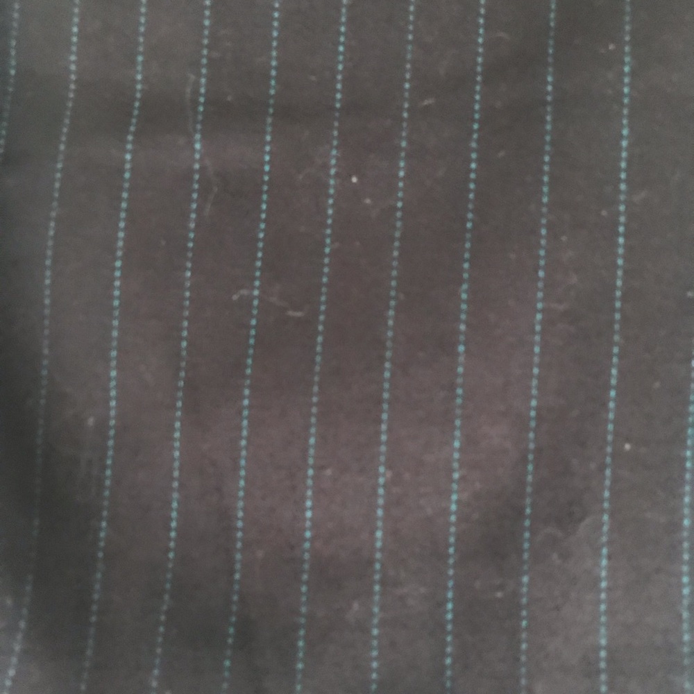 Capris - Picture 4 of 4